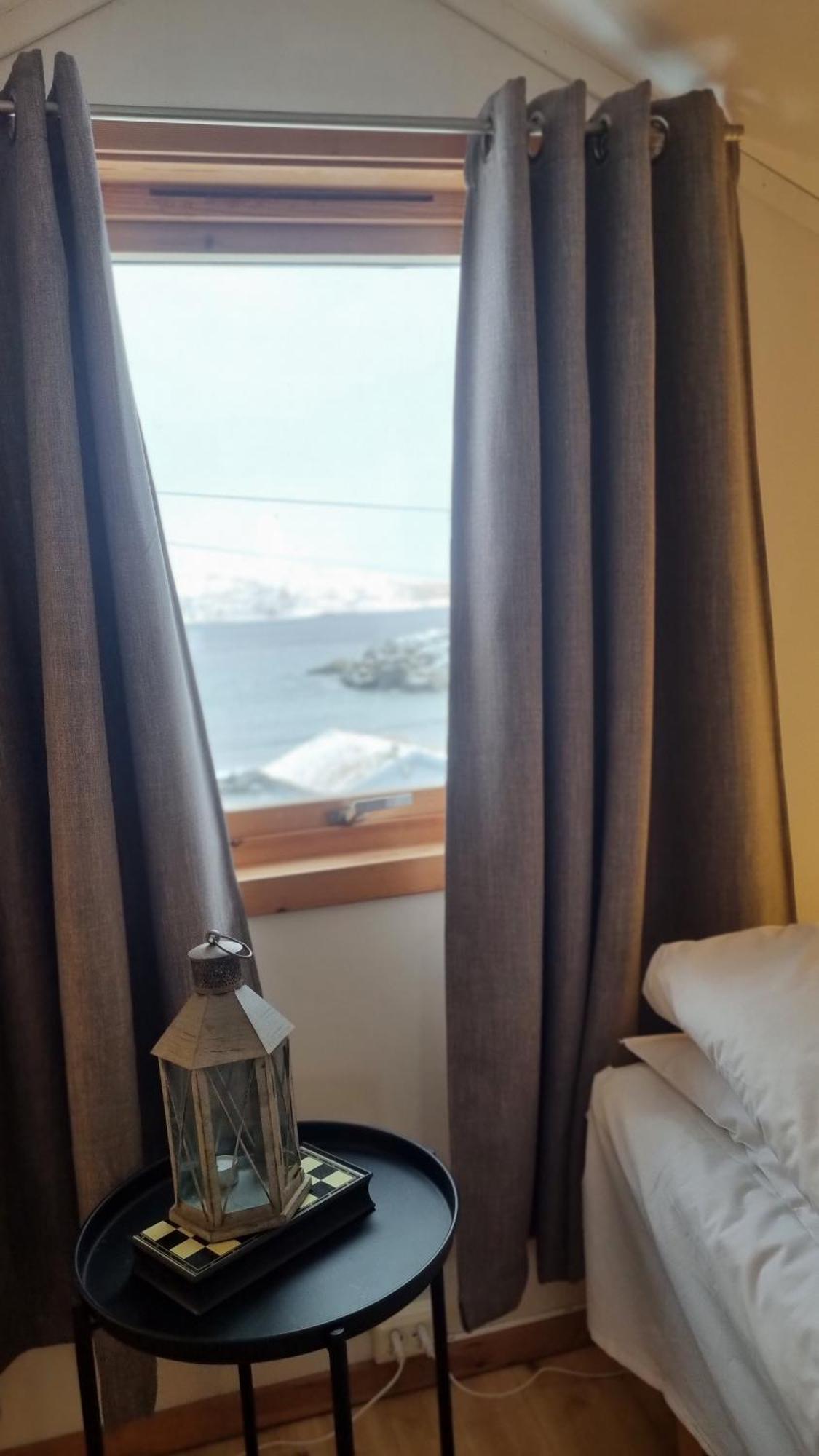 Laukvik Senja Otel Botnhamn Dış mekan fotoğraf