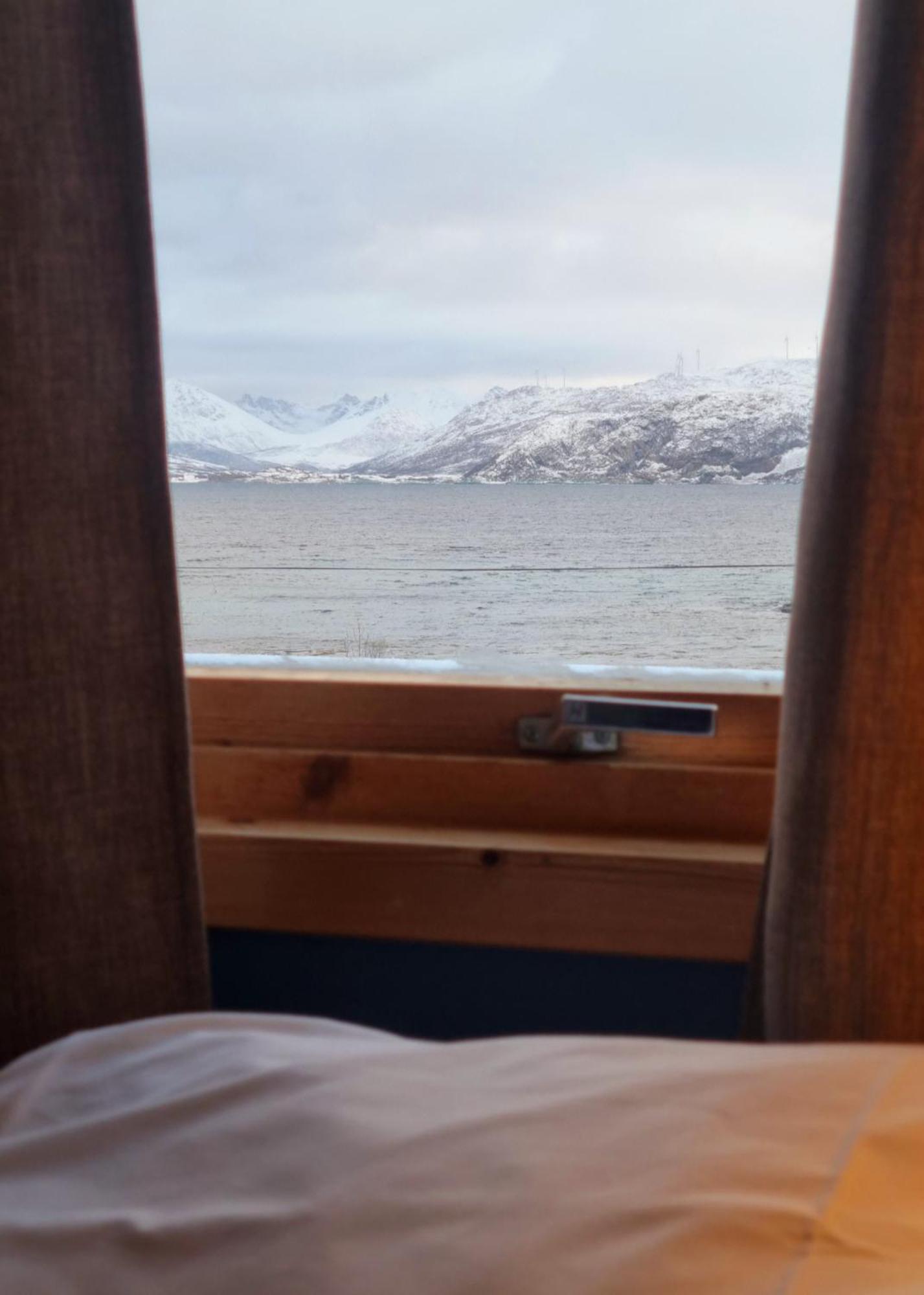 Laukvik Senja Otel Botnhamn Dış mekan fotoğraf