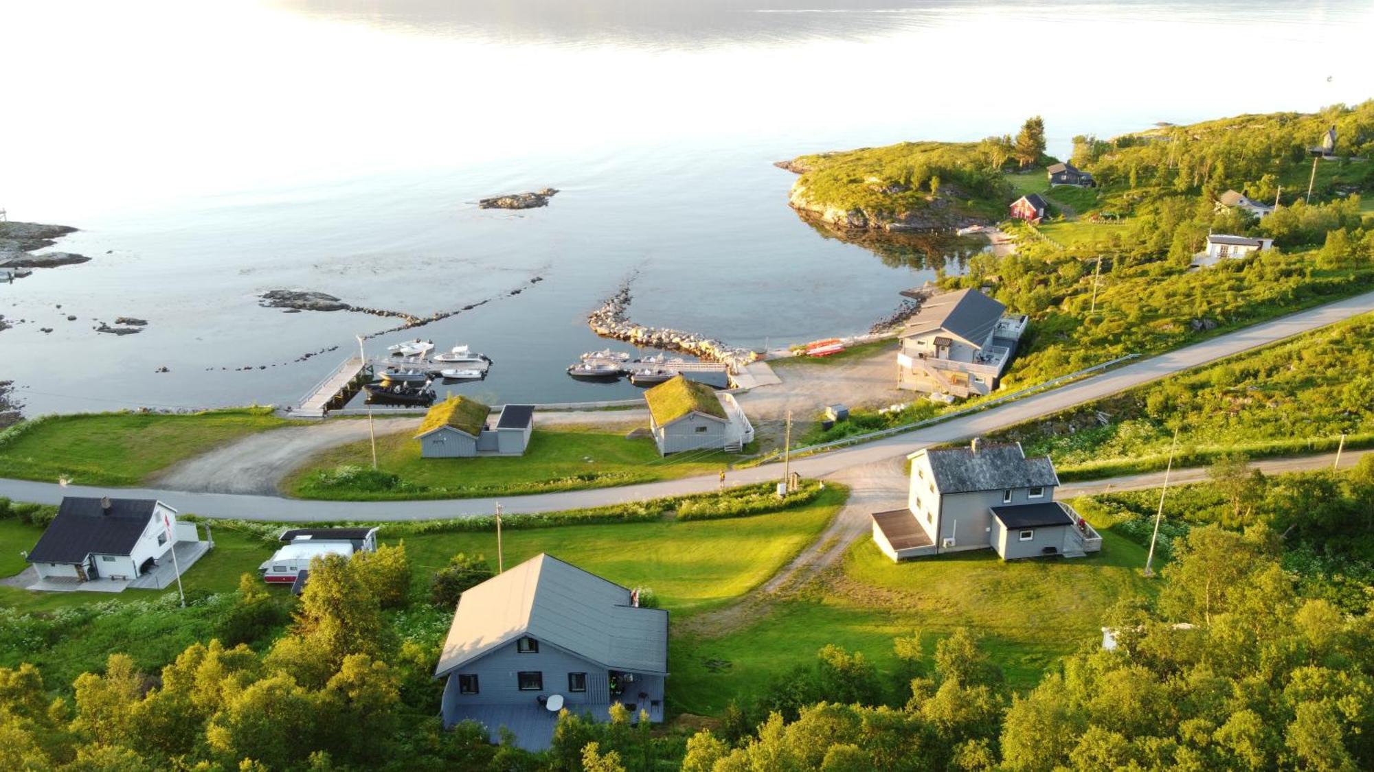 Laukvik Senja Otel Botnhamn Dış mekan fotoğraf