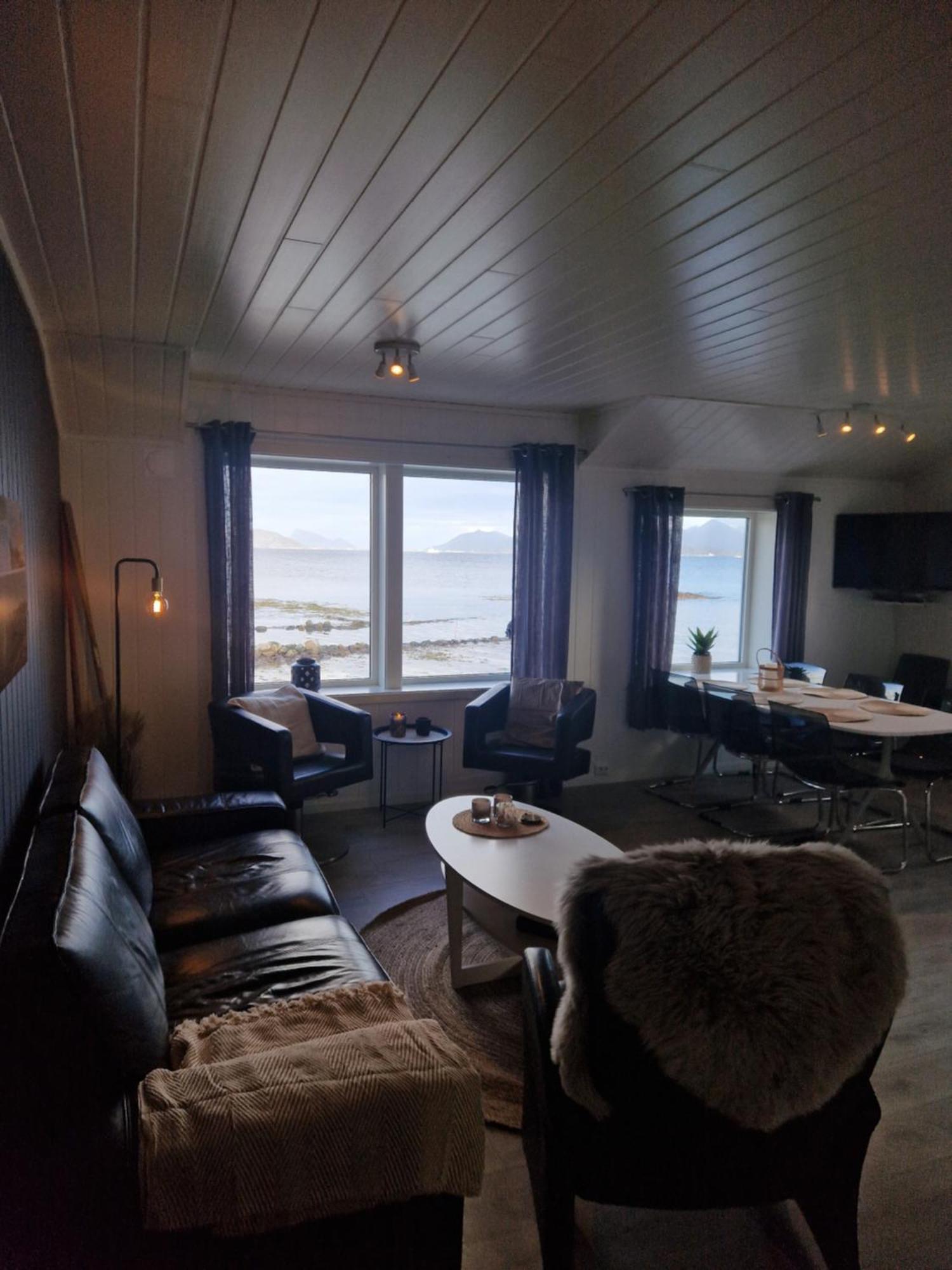 Laukvik Senja Otel Botnhamn Dış mekan fotoğraf