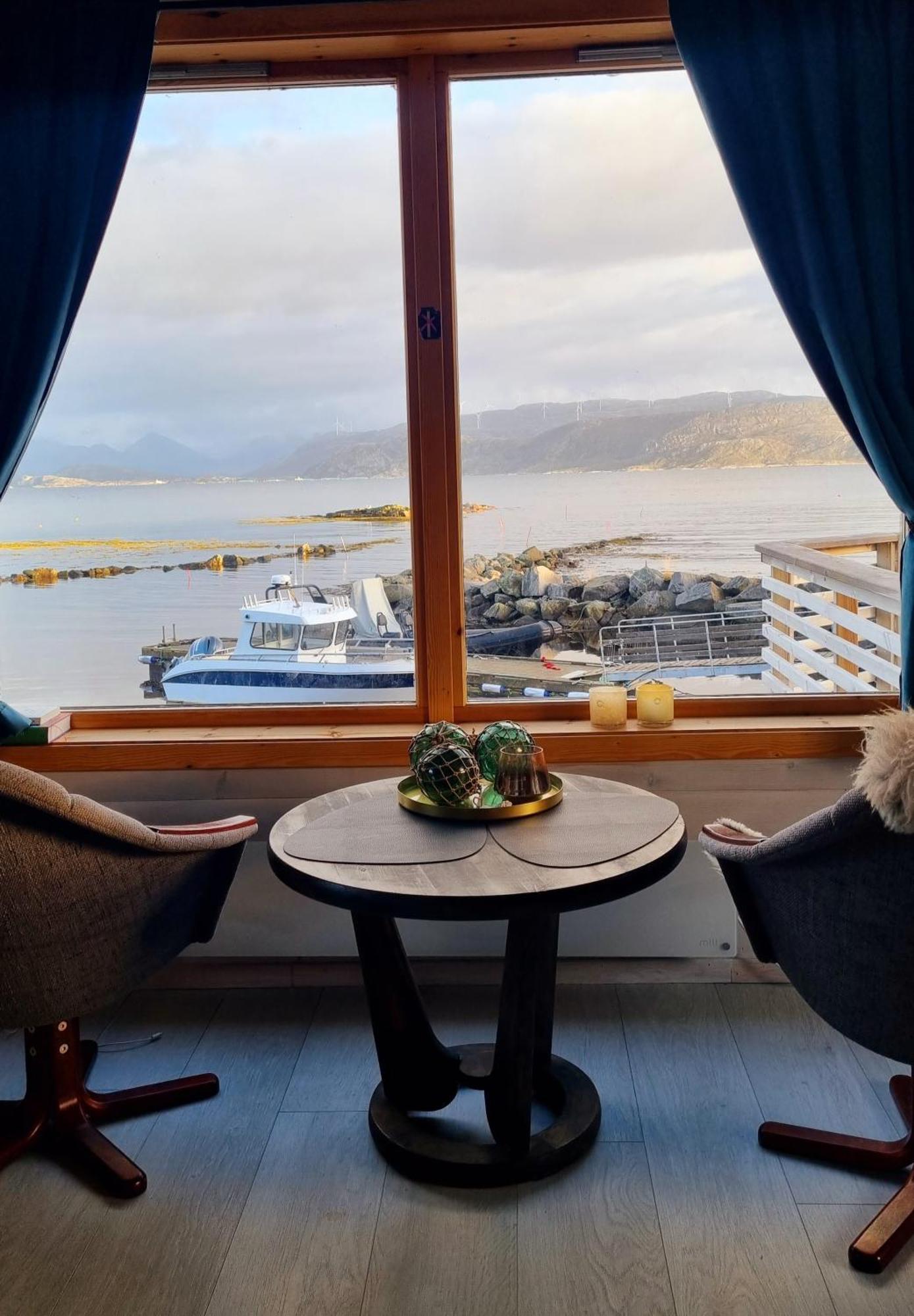 Laukvik Senja Otel Botnhamn Dış mekan fotoğraf