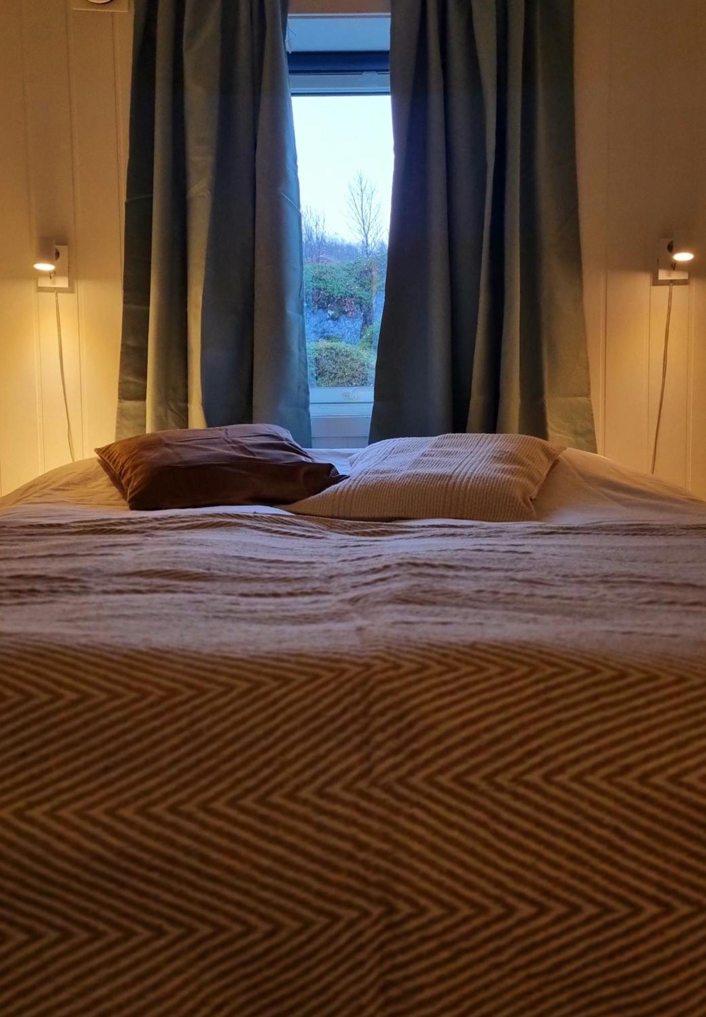 Laukvik Senja Otel Botnhamn Dış mekan fotoğraf